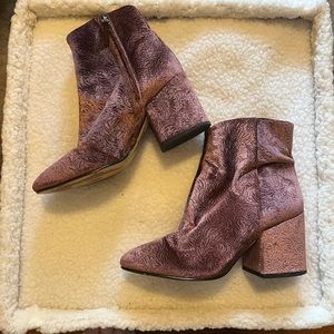 Sam Edelman - size 7 pink Taye Floral Embossed Booties with Block Heel